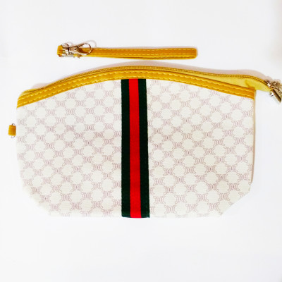 Косметичка Gucci белая CB57 Косметичка Gucci белая CB57