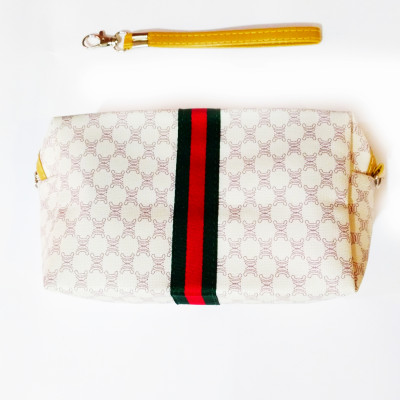 Косметичка Gucci белая CB62 Косметичка Gucci белая CB62